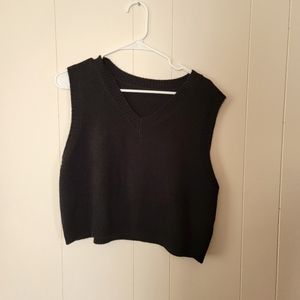 Shein black cropped sweater vest. Size large